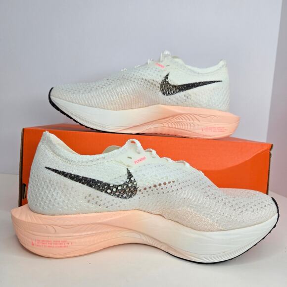 Nike ZoomX Vaporfly Next% 3 Sail/Crimson Tint Size 8.5 Women - Picture 2 of 8